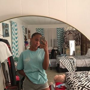 Meet your Posher, Alana